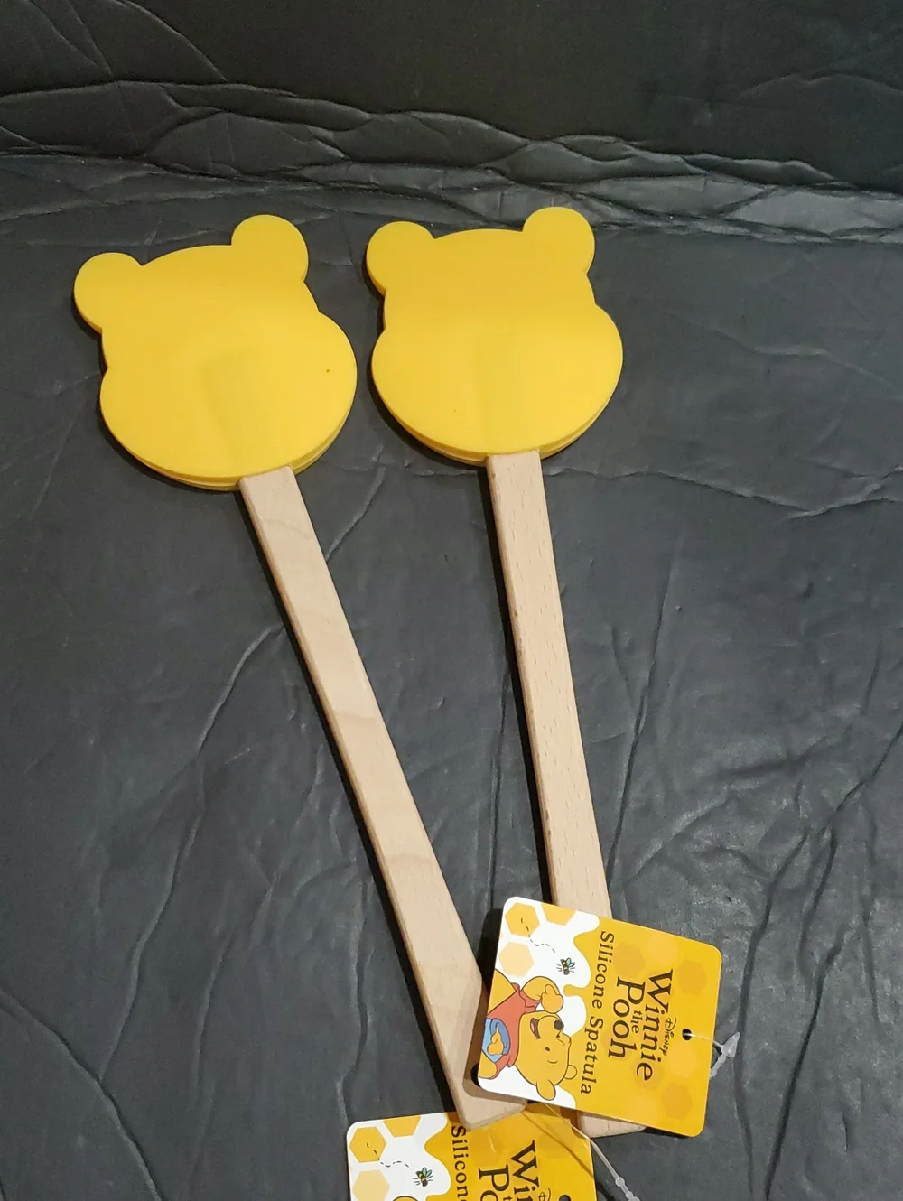 Winnie the Pooh 2pack yellow Winnie headed silicon spatula brand new